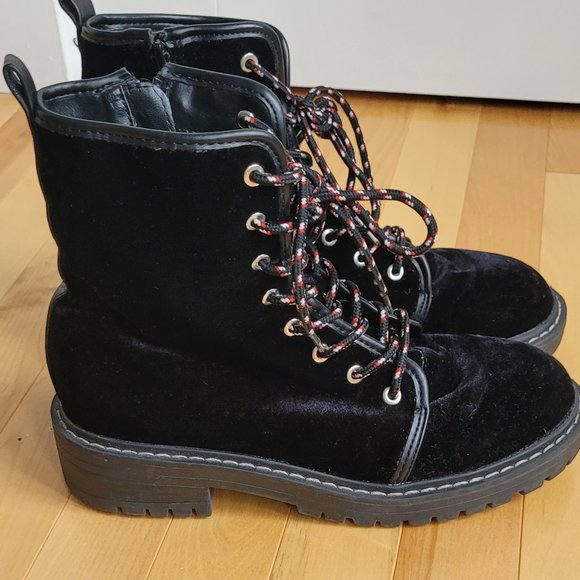 Velvet Lace-up Moto boots - Picture 5 of 9